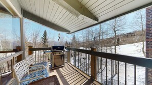 Gold Room, 2 Bedrooms | Terrace/patio