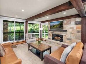 Condo, 2 Bedrooms (Slope 306) | Living area | TV, fireplace, DVD player, pay movies