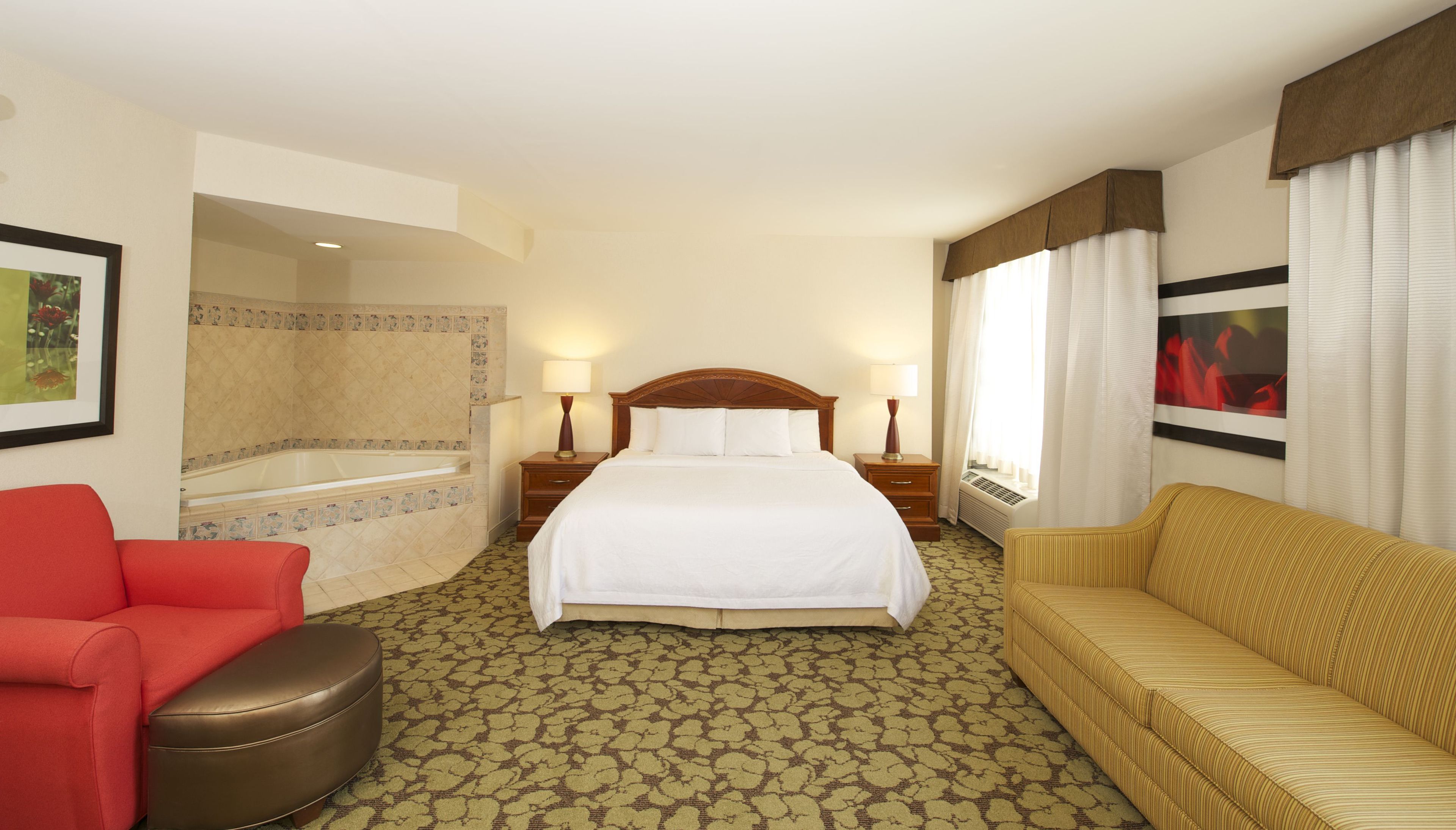 Photo - Hilton Garden Inn Virginia Beach Town Center