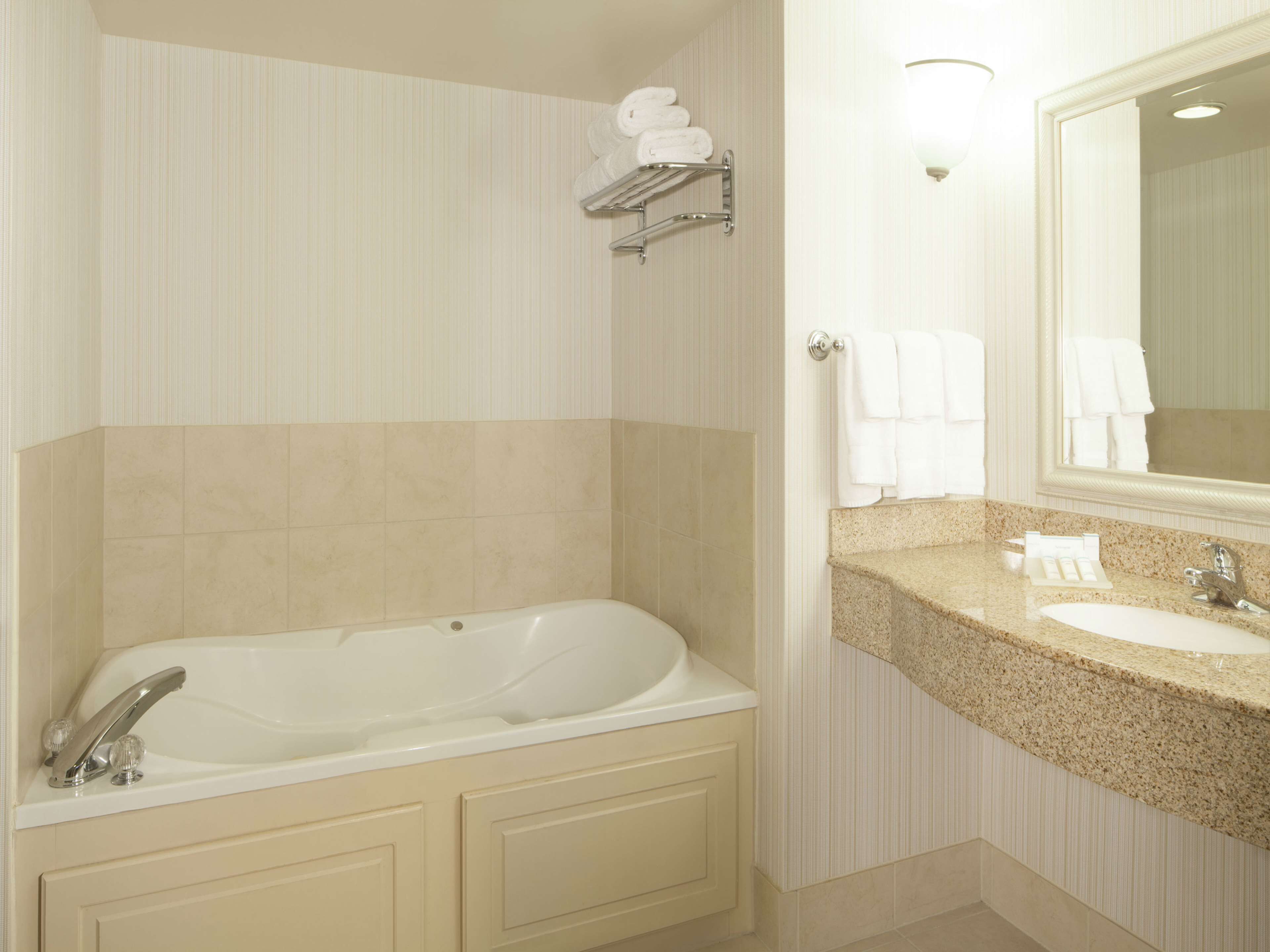 Photo - Hilton Garden Inn Virginia Beach Town Center