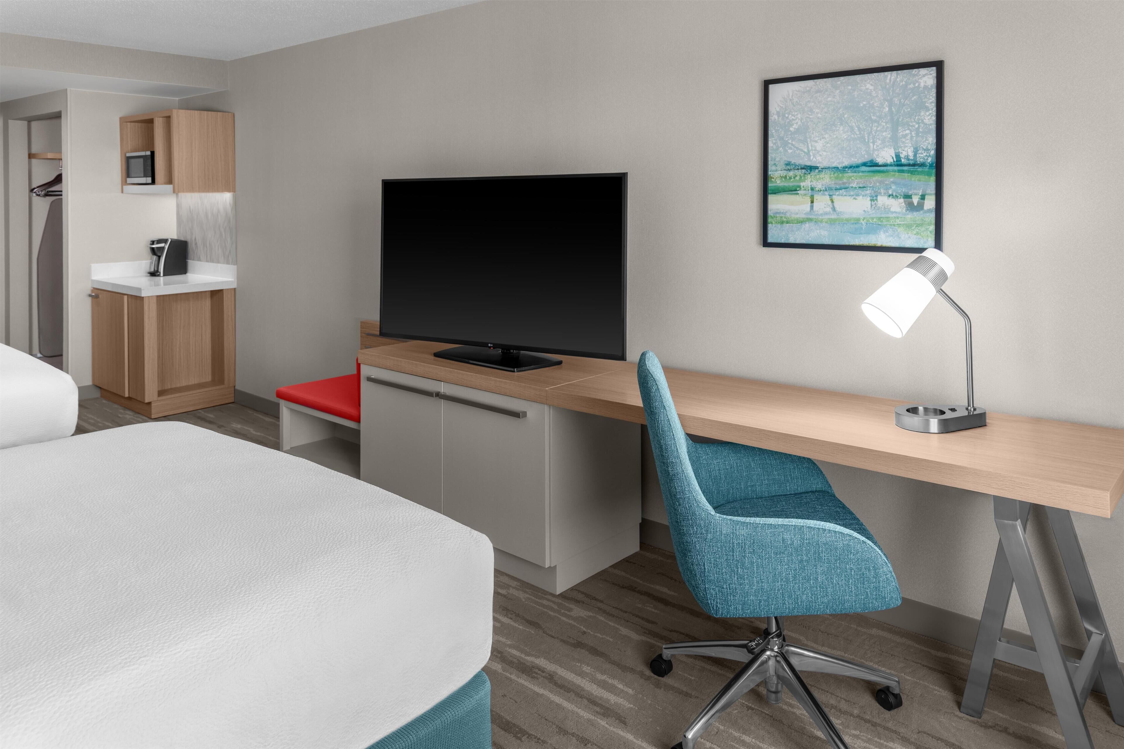Room, 2 Queen Beds | Select Comfort beds, desk, iron/ironing board, free cribs/infant beds