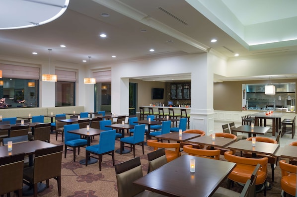 Café da manhã e jantar, culinária americana