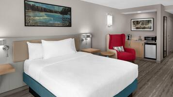 Room, 1 King Bed | Select Comfort beds, desk, iron/ironing board, free cribs/infant beds