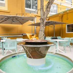 Courtyard - Hilton Garden Inn Fort Lauderdale Airport-Cruise Port (Dania Beach)