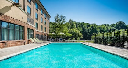 Holiday Inn Express North East by IHG