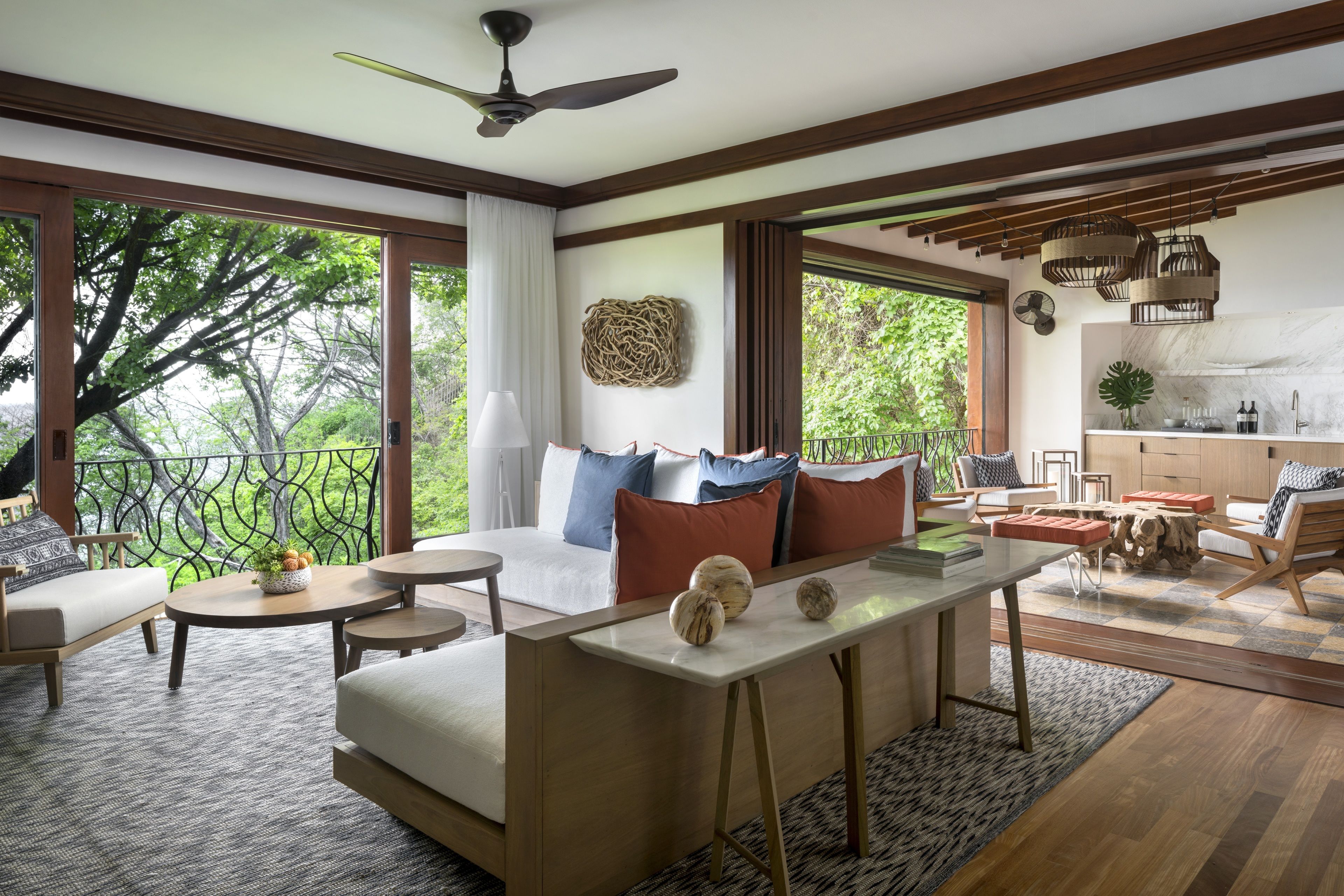 egyptian cotton sheets, premium bedding, down duvets, pillow-top beds