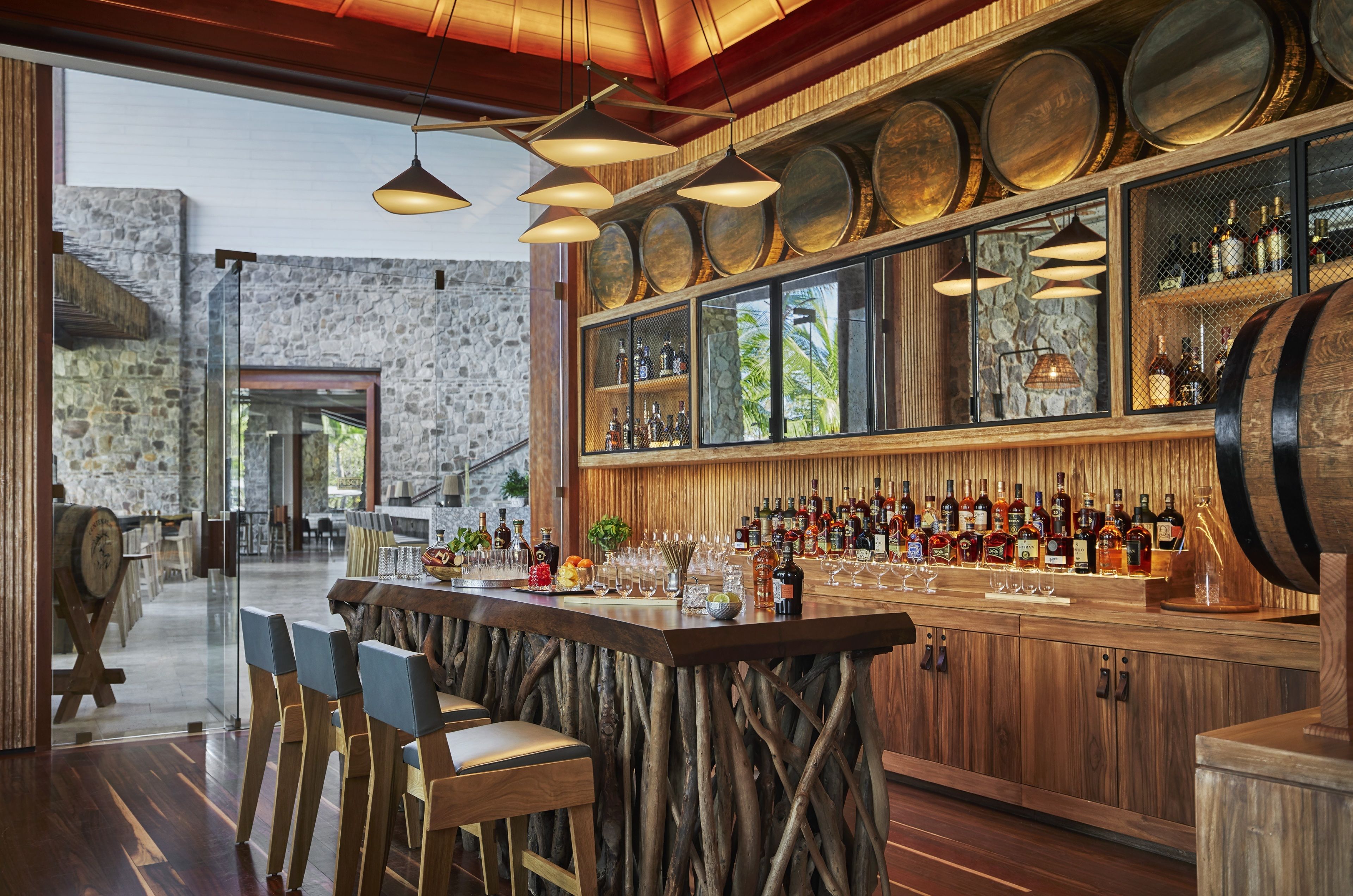 5 restaurants, breakfast, lunch, dinner served; latin american cuisine