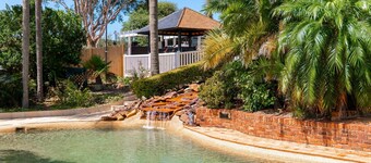 The Quarters, an Ascend Collection Hotel