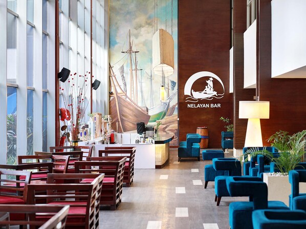 Bar (on property) - Mercure Convention Center Ancol (Jakarta)