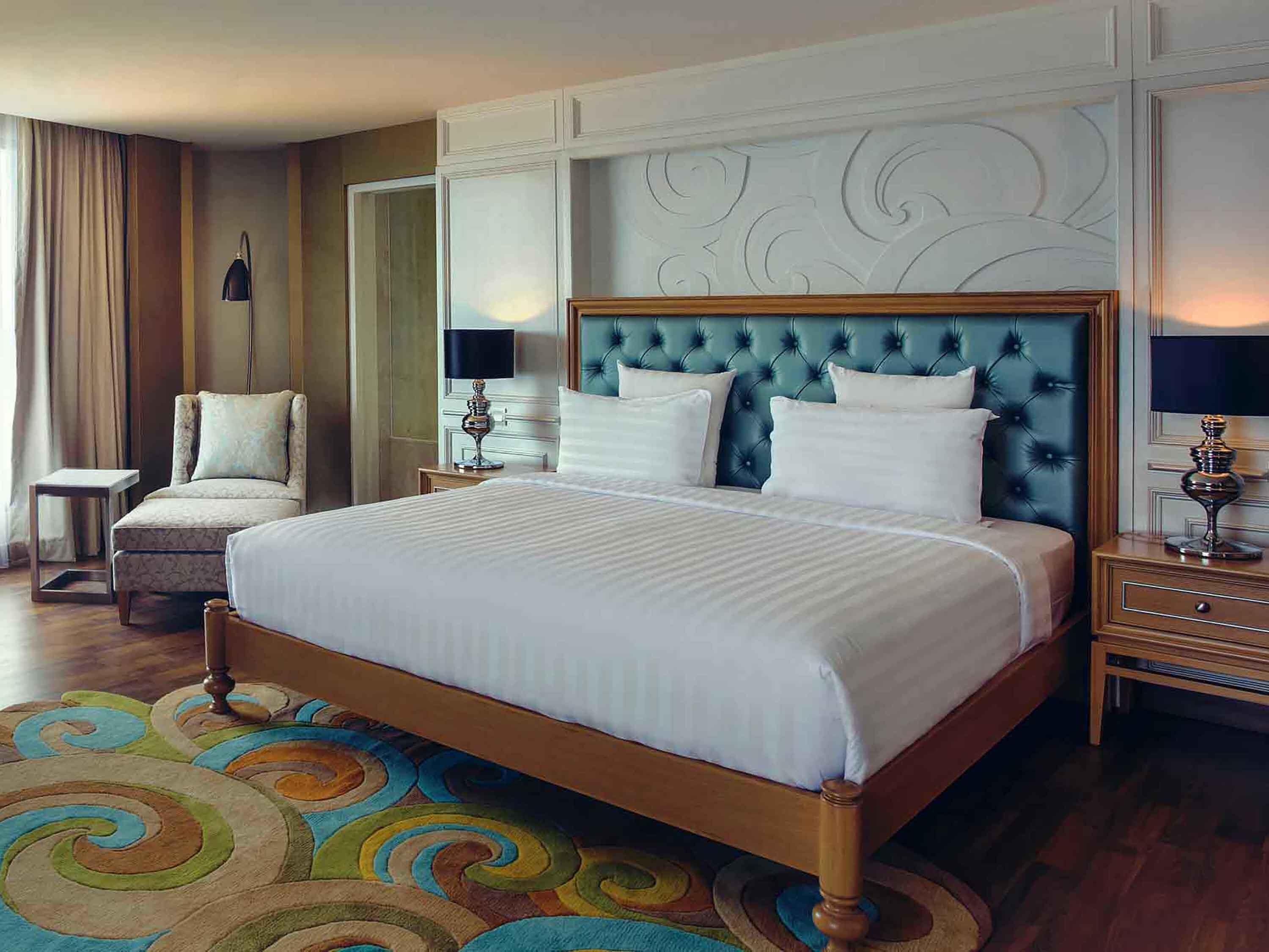 Royal Suite, 1 King Bed, Ocean View | In-room safe, desk, free cots/infant beds, free WiFi