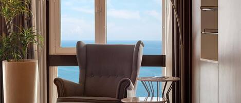 Presidential Suite, 1 King Bed, Balcony, Ocean View | In-room safe, desk, free cribs/infant beds, free WiFi