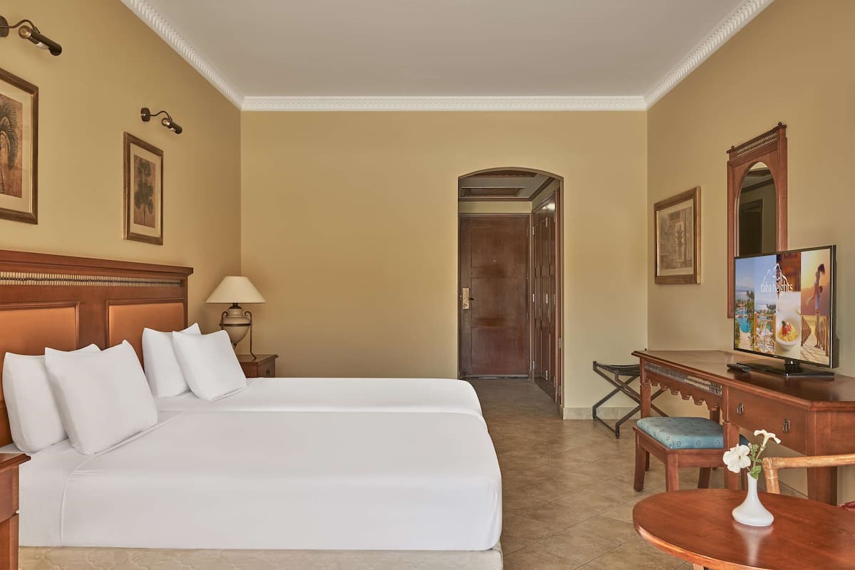 Minibar, in-room safe, desk, blackout drapes