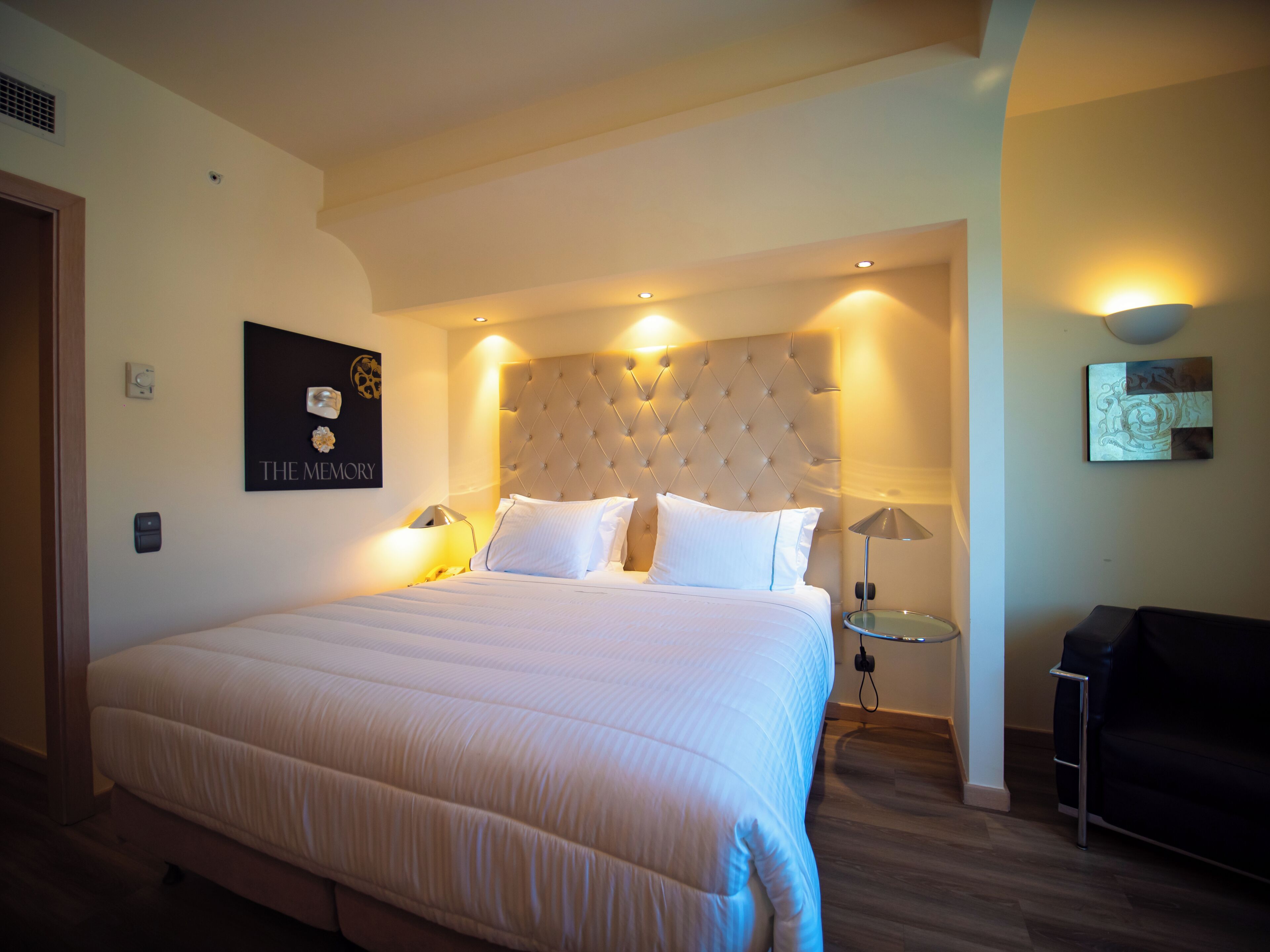 Executive Room, Mountain View | Premium bedding, minibar, in-room safe, desk