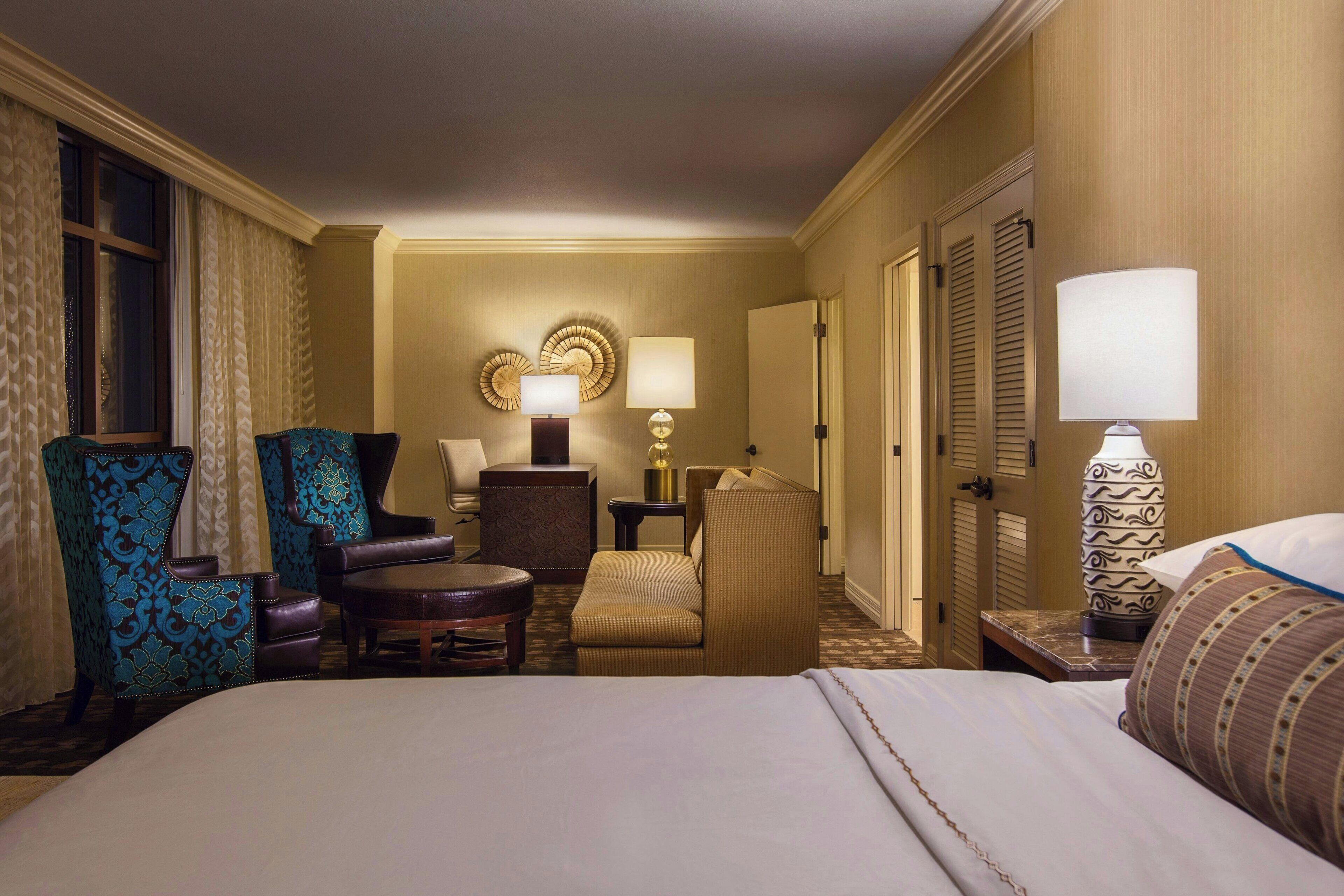 family suite, 1 queen bed, non smoking | hypo-allergenic bedding, in-room safe, desk, laptop workspace