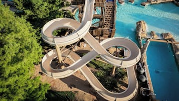 4 indoor pools, seasonal outdoor pool, pool umbrellas, sun loungers