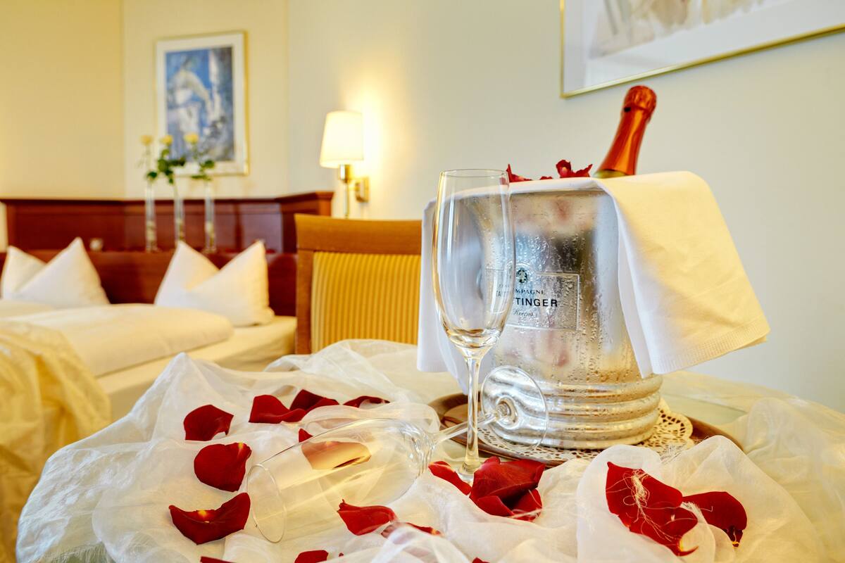 Comfort Double Room | Room service – dining