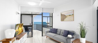 อมารู แอท ทรินิตี้