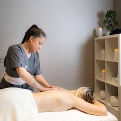 Couples treatment room(s), sauna, hot tub, steam room