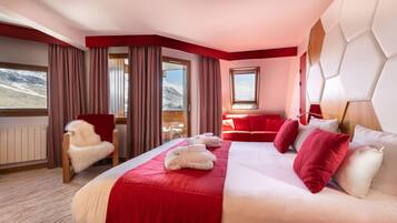 1 ห้องนอน, ตู้นิรภัยในห้องพัก, โต๊ะทำงาน, ผ้าม่านกันแสง