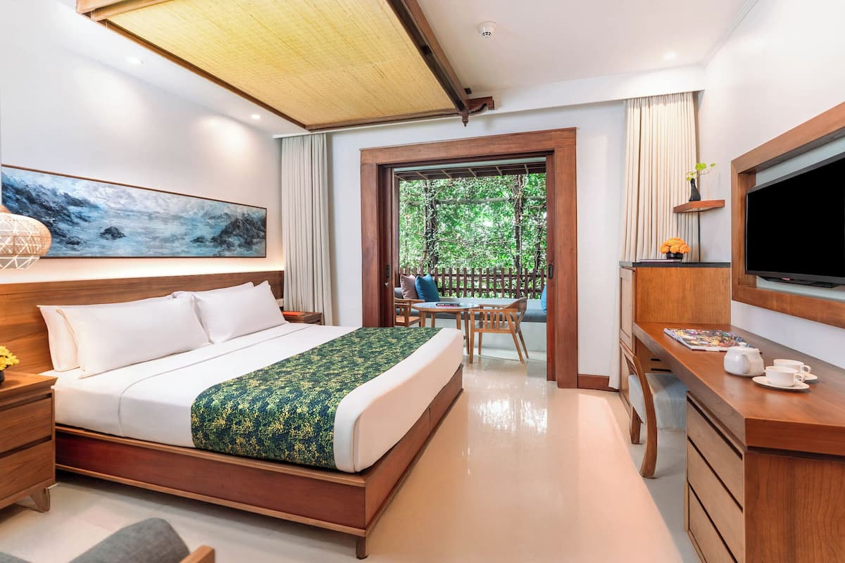 Deluxe Legian Room | 1 soveværelse, pengeskab på værelset, skrivebord, mørklægningsgardiner