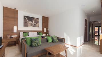 Phòng Deluxe | 1 phòng ngủ, két bảo mật tại phòng, bàn, màn/rèm cản sáng