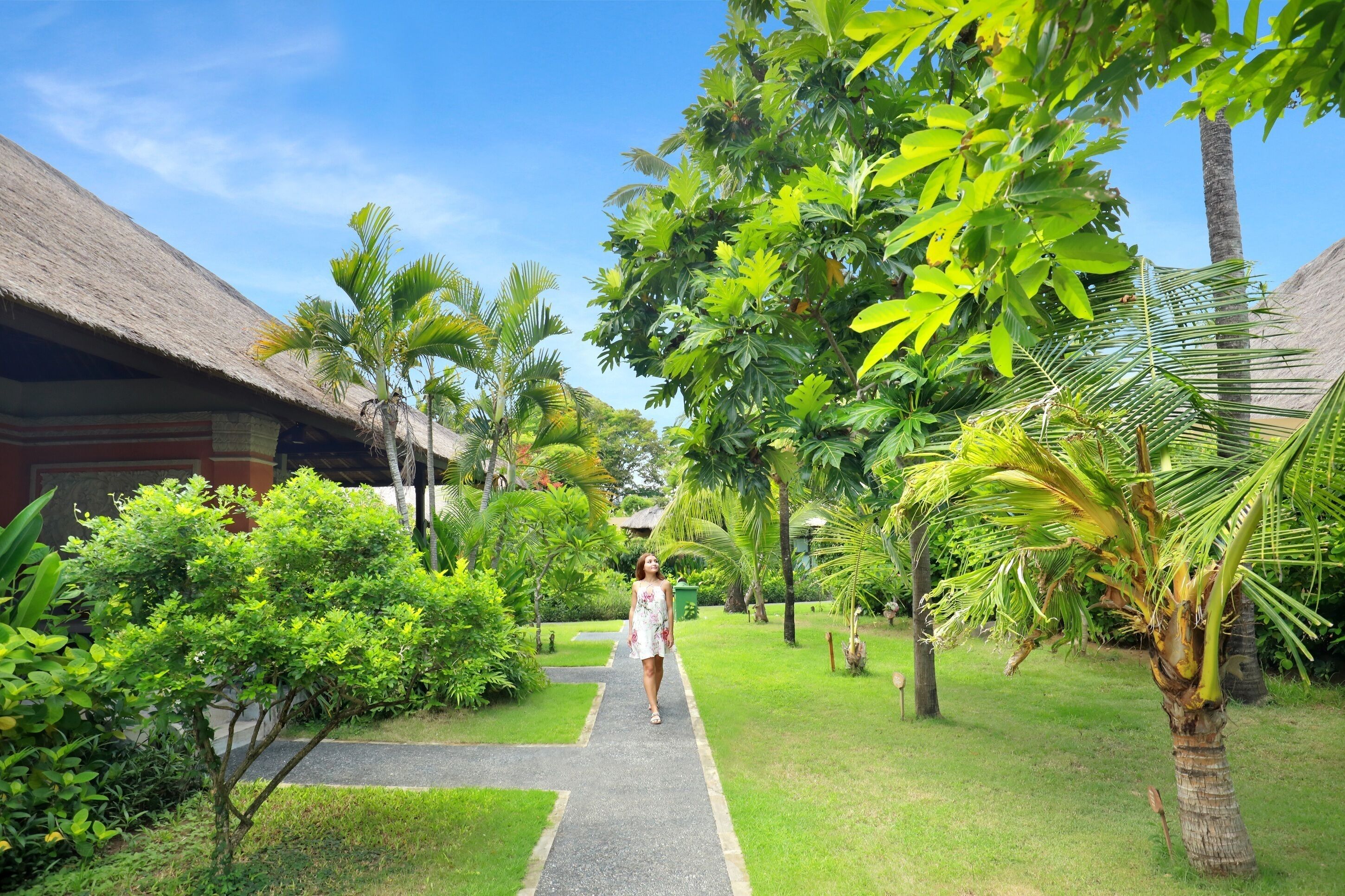 Photo - Legian Beach Hotel