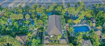 Legian Beach Hotel