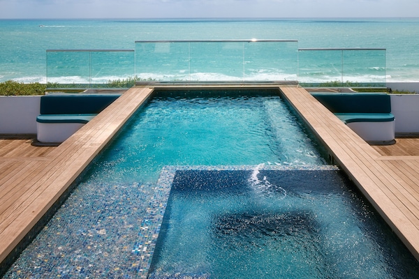 Presidential Suite, 2 Bedrooms, Oceanfront | Private pool