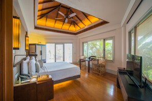 고급 침구, 미니바, 객실 내 금고, 각각 다르게 가구 비치