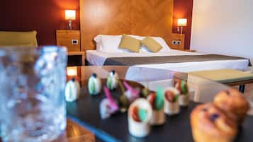 Minibar, in-room safe, desk, blackout curtains