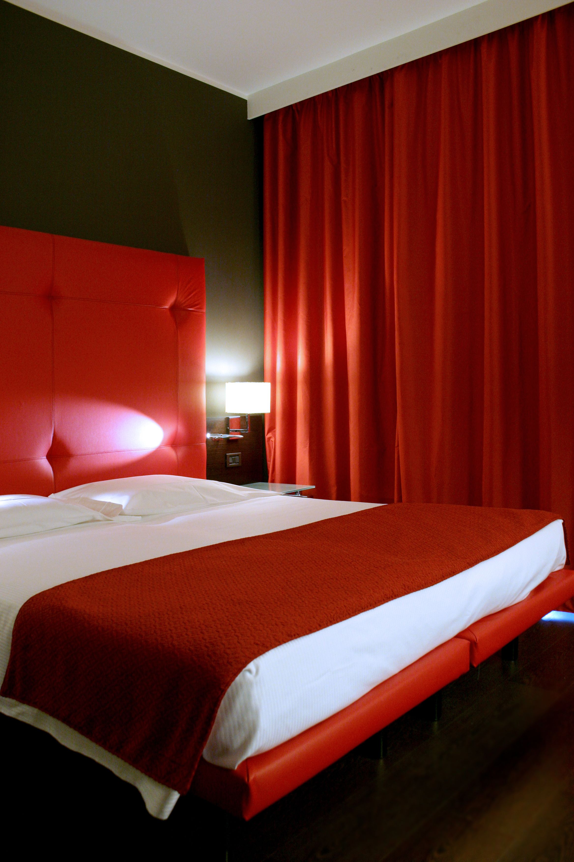 minibar, in-room safe, desk, blackout curtains