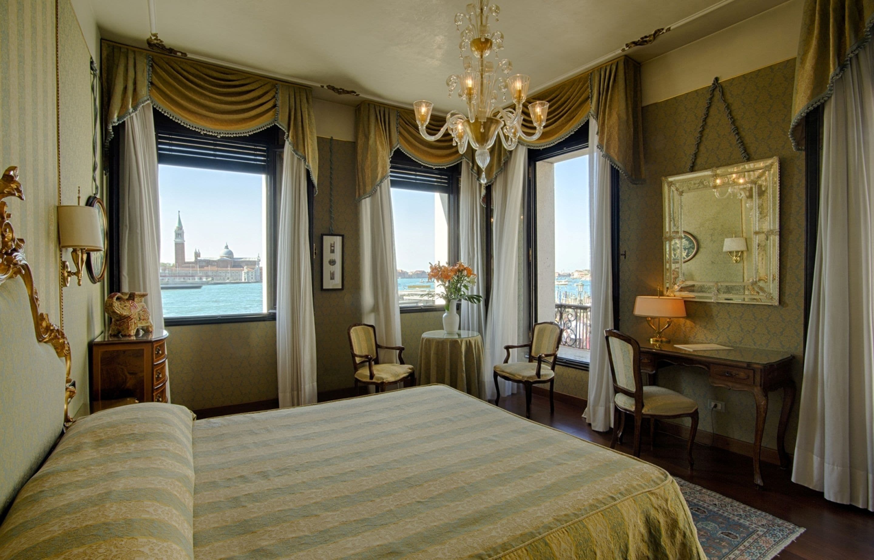 Premium bedding, pillow-top beds, minibar, in-room safe