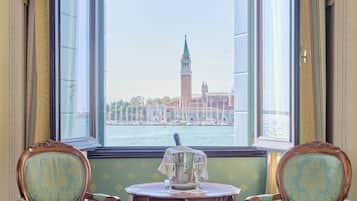 Premium bedding, pillow-top beds, minibar, in-room safe