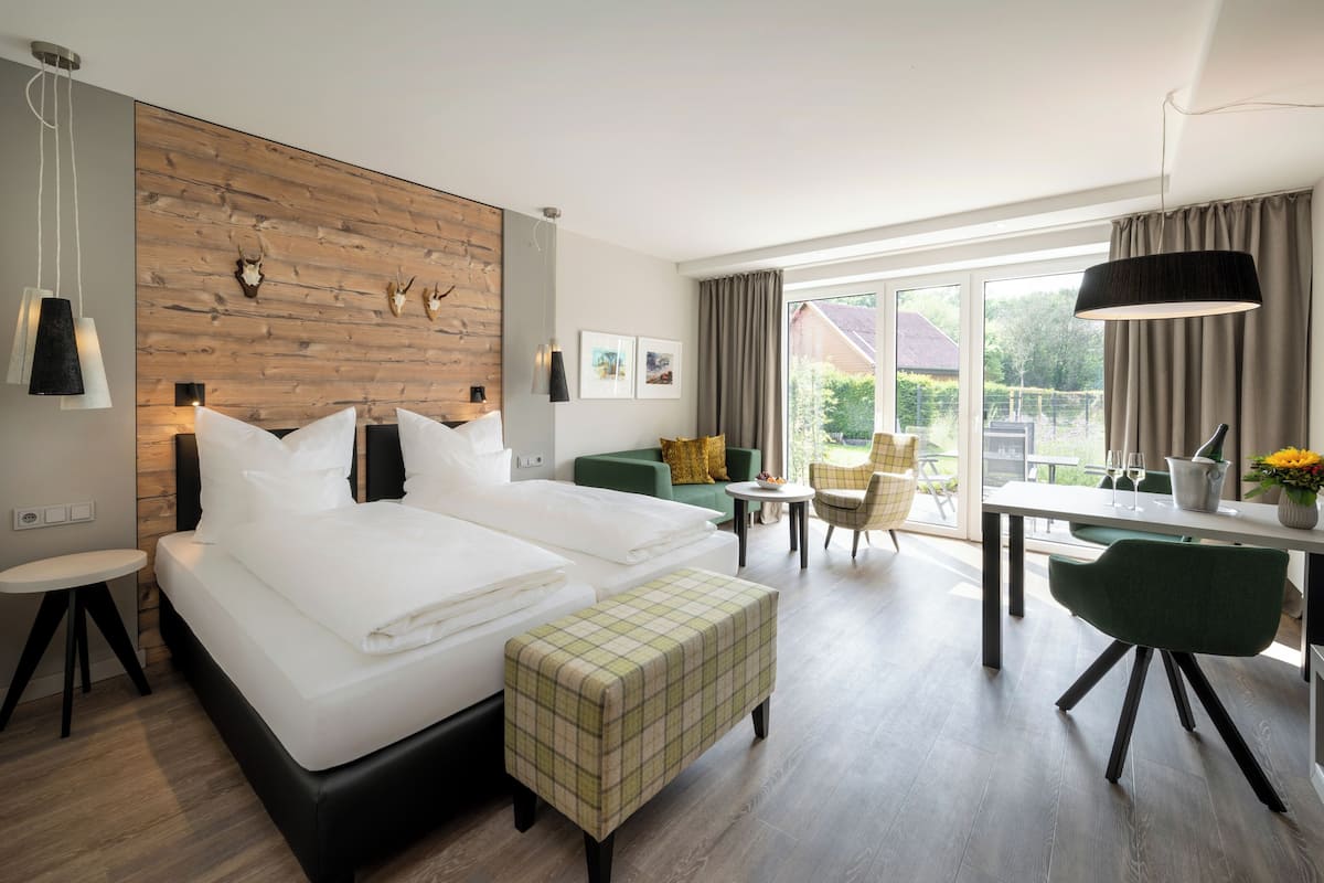 1 habitación, ropa de cama hipoalergénica y minibar