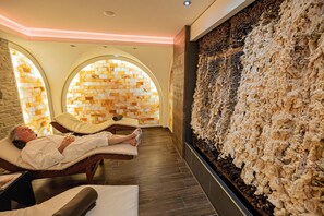 Sauna, bañera de hidromasaje, baño turco, tratamientos corporales 