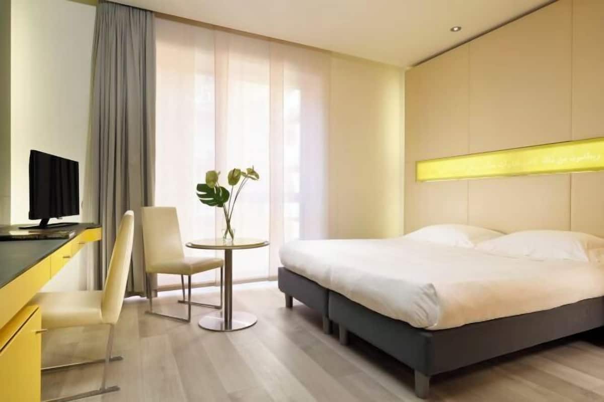 Literie de qualité supérieure, couette en duvet d'oie, minibar