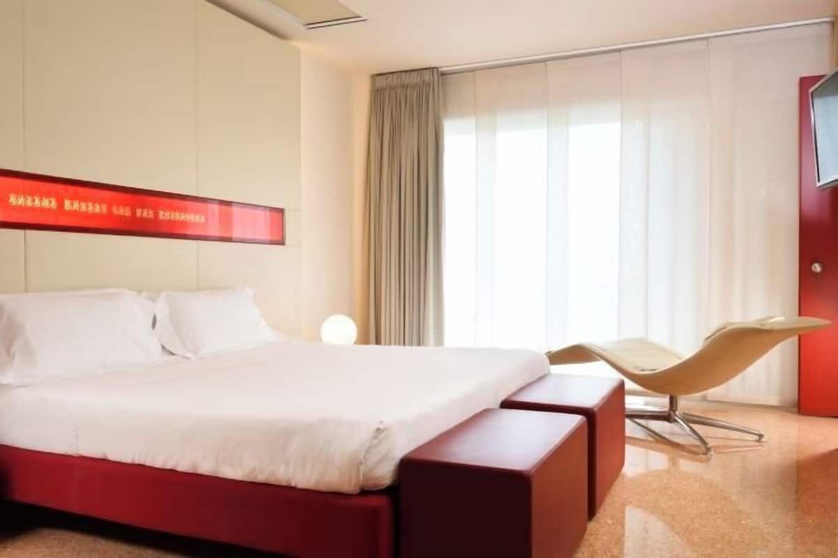 Literie de qualité supérieure, couette en duvet d'oie, minibar
