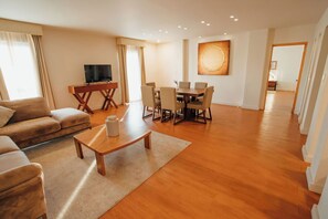 Living area - Hotel Misión Grand Juriquilla (Querétaro)