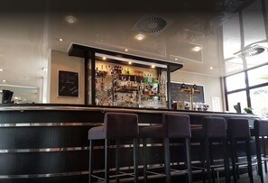 Bar (di hartanah)
