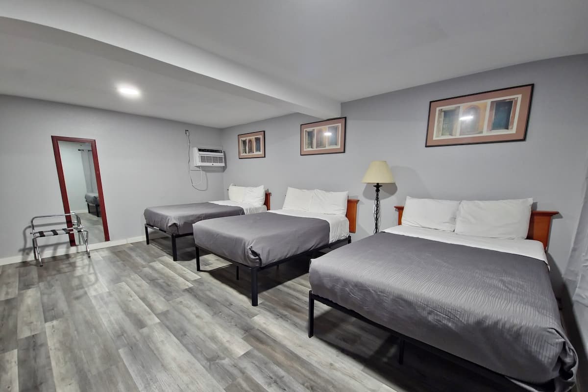 Blackout curtains, soundproofing, free WiFi, bed sheets