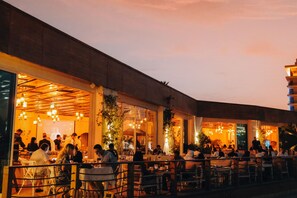 12 restaurants, spécialités Cuisine à base de fruits de mer
