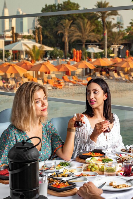 Dubai Marine Beach Resort Spa - Image 42