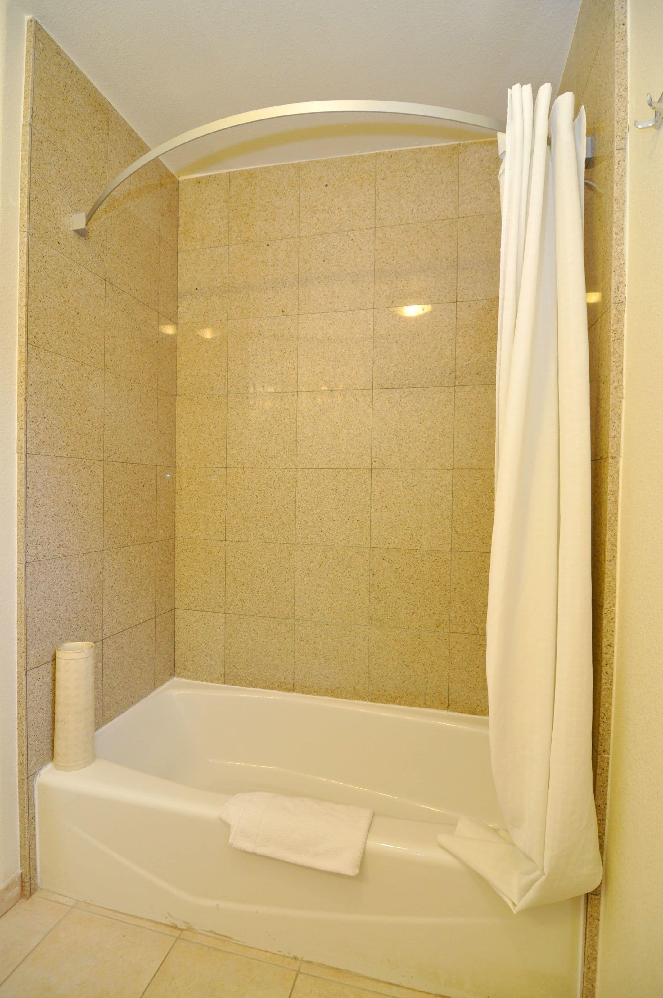 Foto - Super 8 by Wyndham Monterey