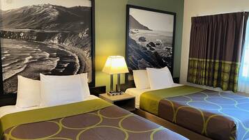 Double Room, 2 Double Beds | Desk, free cribs/infant beds, free WiFi, bed sheets
