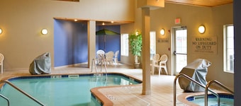 GrandStay Hotel & Suites