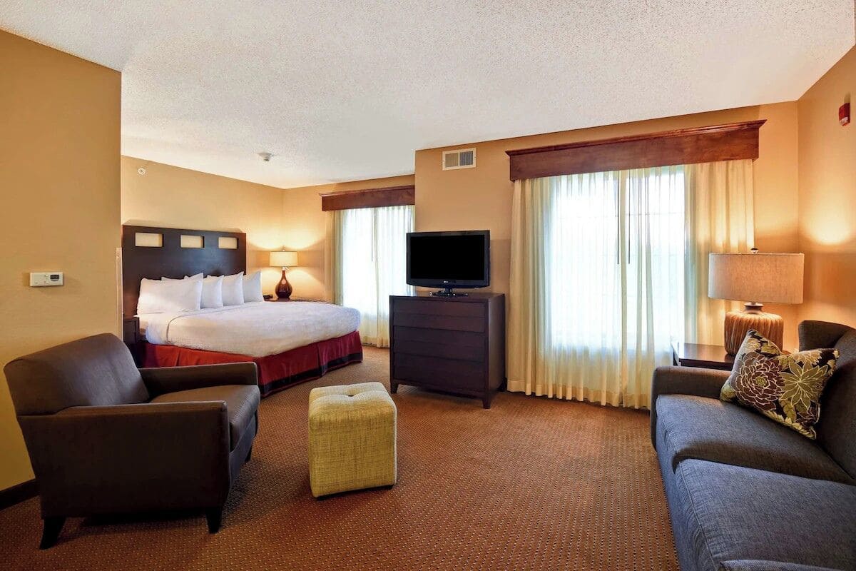 Studio Suite, 1 Queen Bed, Accessible, Non Smoking (ADA) | Blackout drapes, iron/ironing board, free cribs/infant beds, free WiFi