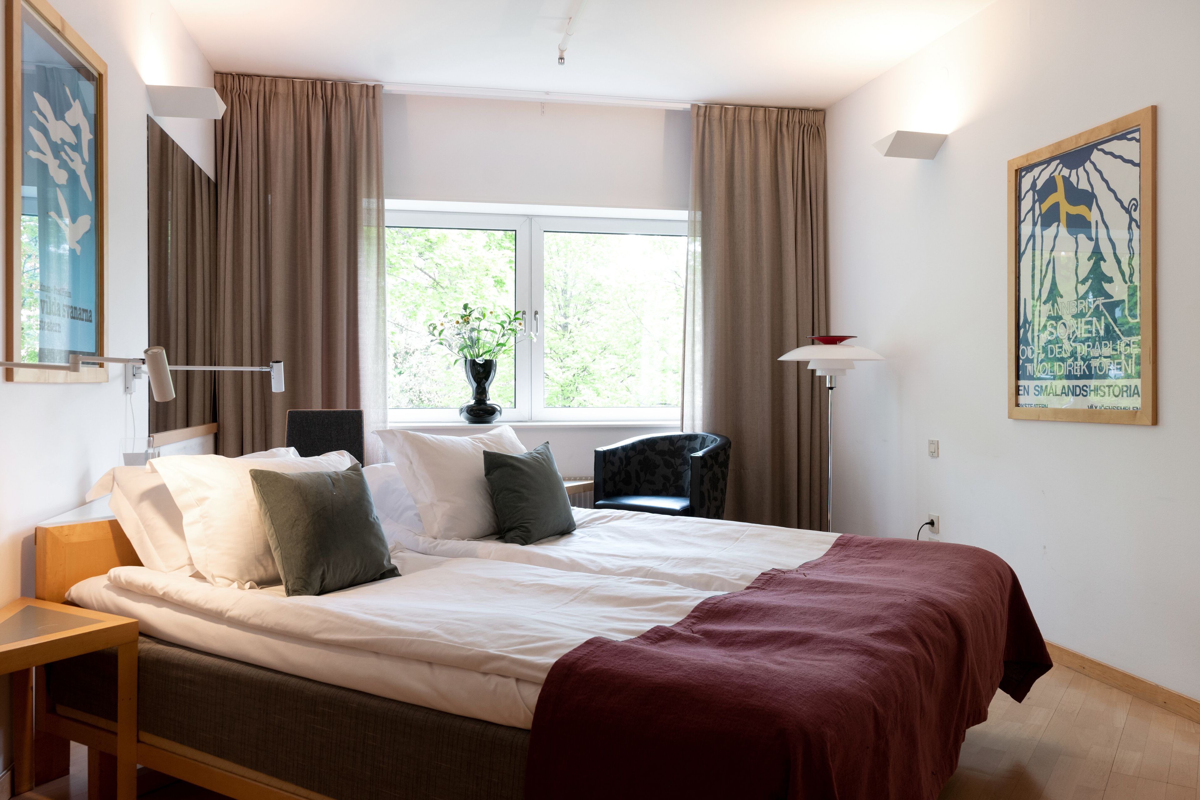 standard double room | hypo-allergenic bedding, in-room safe, desk, blackout curtains