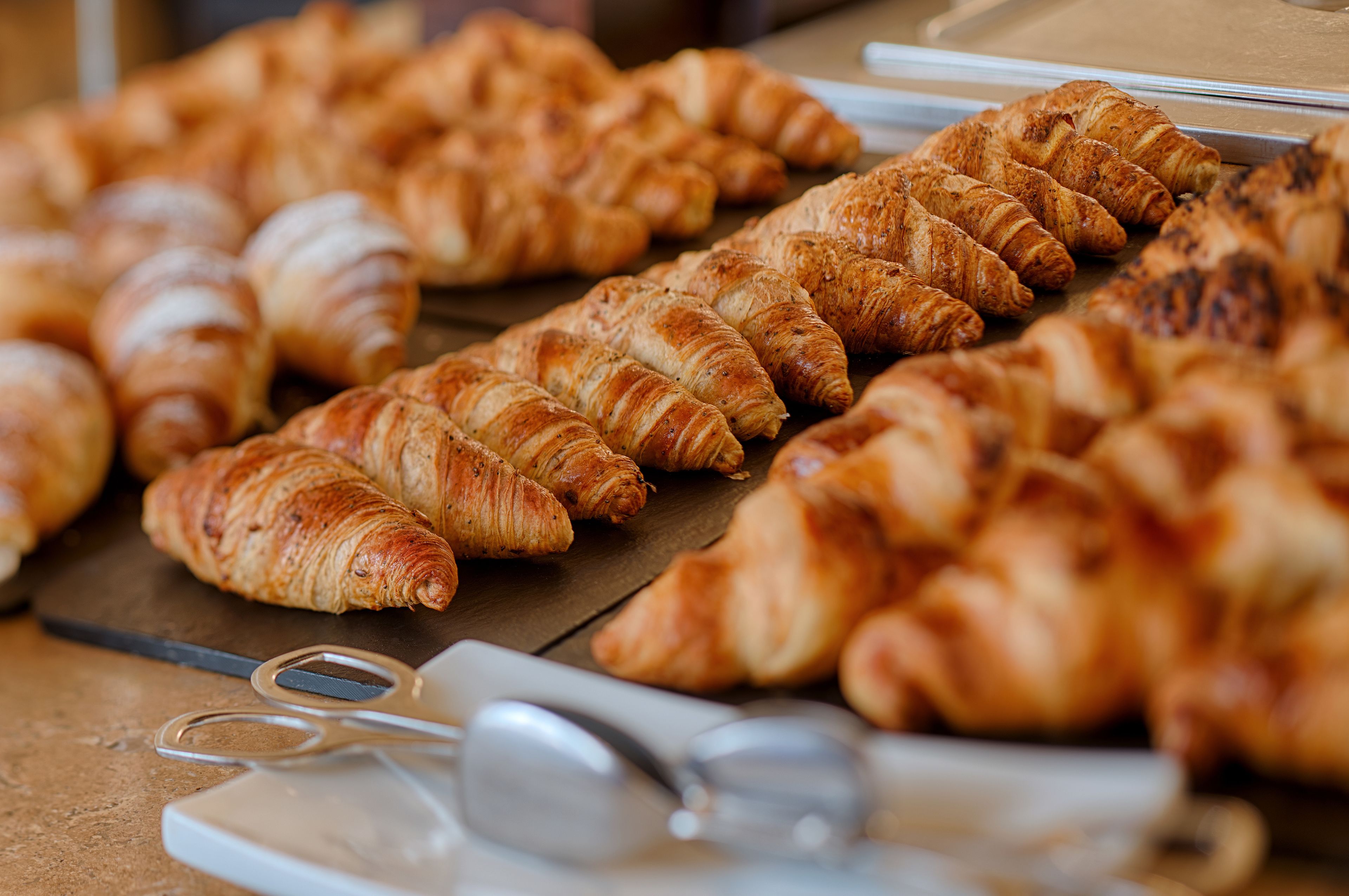 Petit déjeuner buffet servi tous les jours en supplément