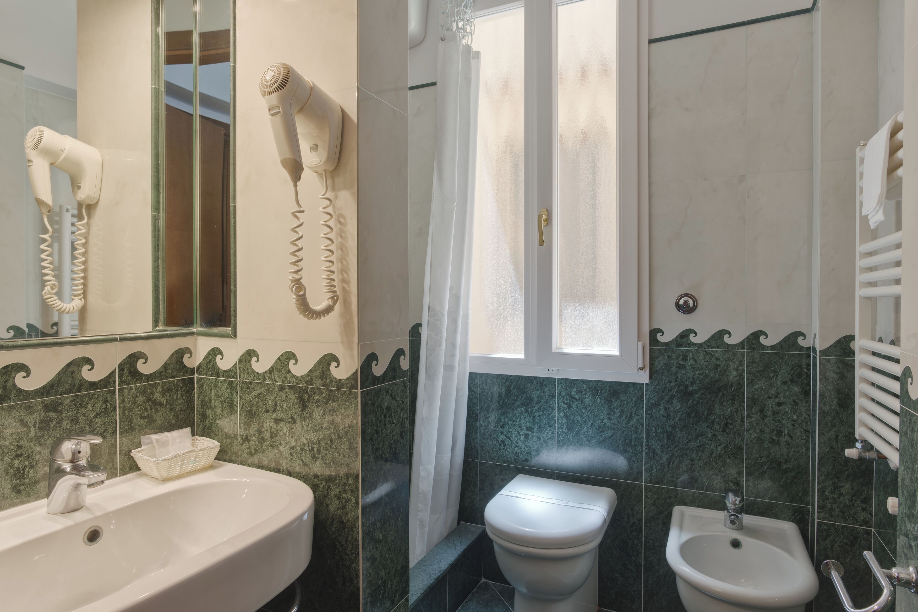 in-room safe, desk, free wifi, bed sheets