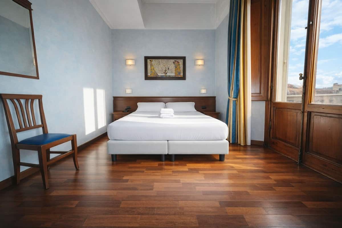 더블룸 (Cathedral view) | 객실 내 금고, 책상, 무료 WiFi, 침대 시트